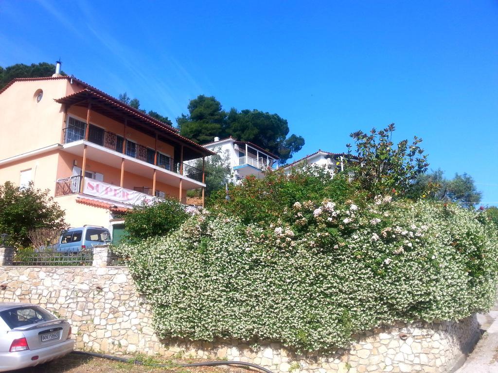 Tzaneria Apartments Skiathos Kanapitsa  Esterno foto